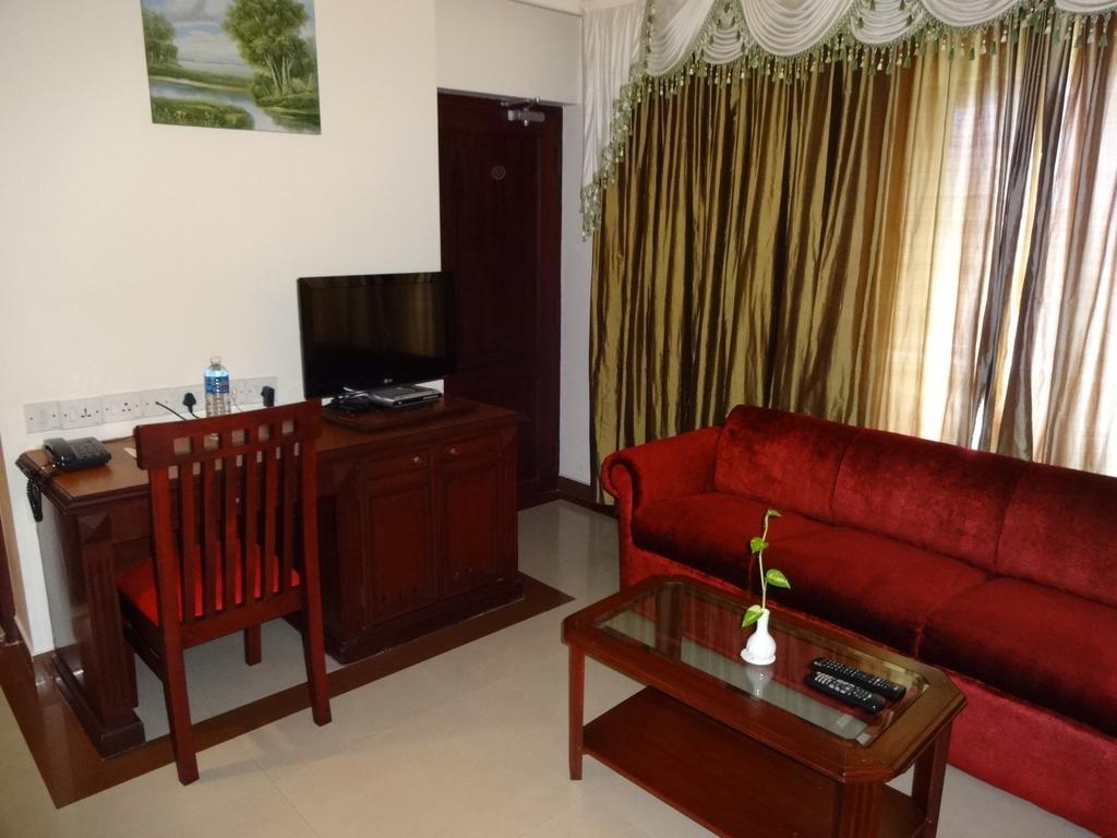 Westway Hotel Kozhikode Dış mekan fotoğraf