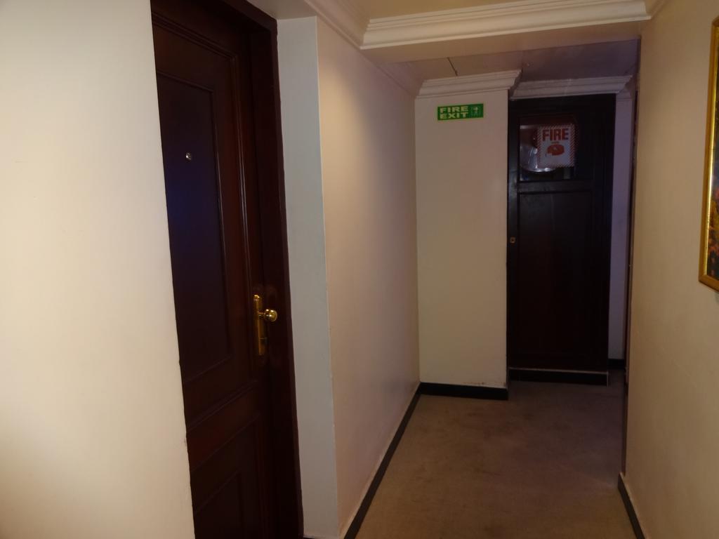 Westway Hotel Kozhikode Dış mekan fotoğraf