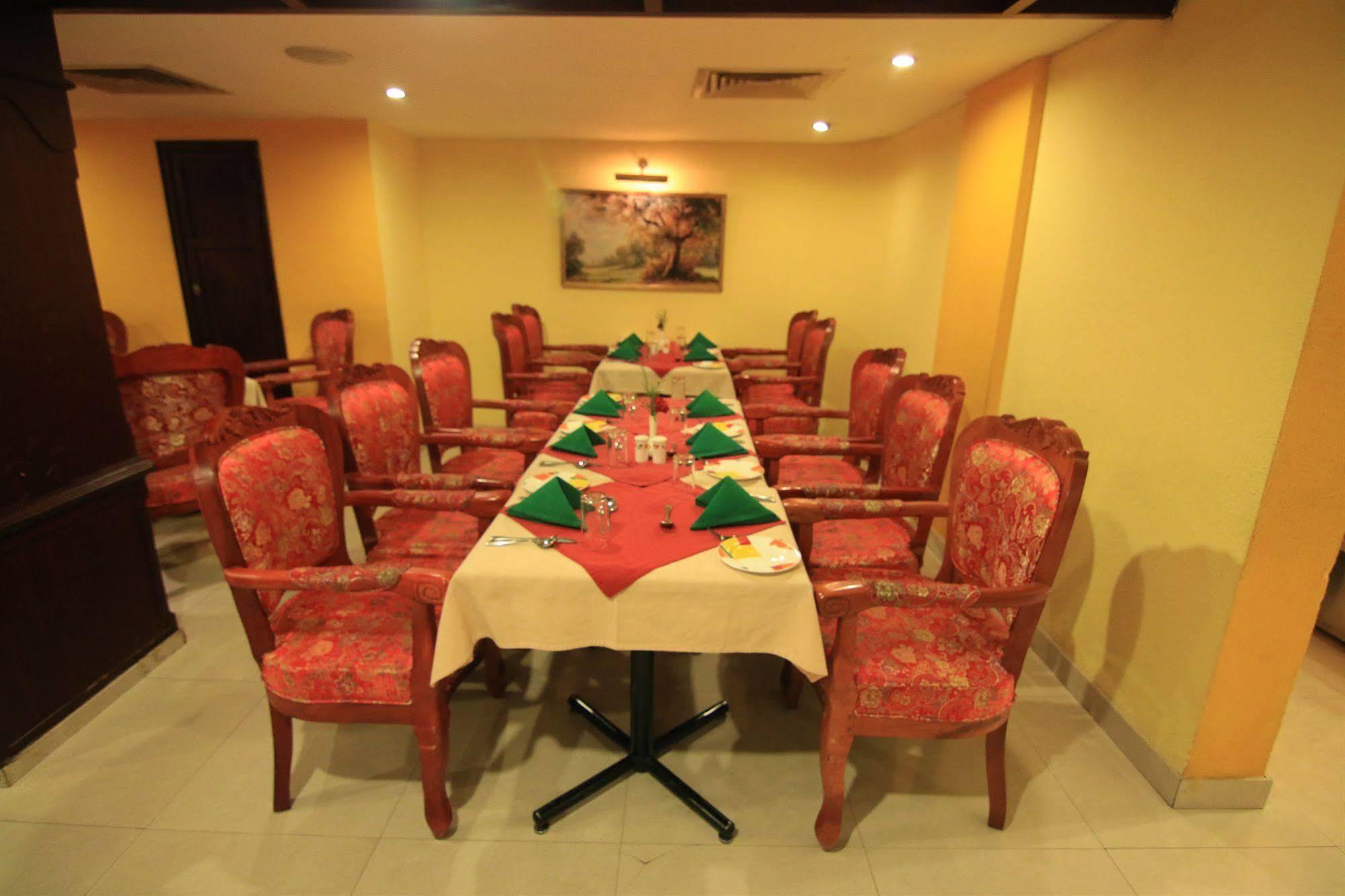 Westway Hotel Kozhikode Dış mekan fotoğraf